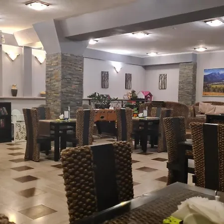 Hotel Rooms & Apartments Polaris - Centrum Zdrojowe Pienin 3*