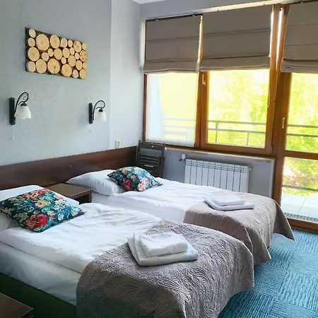 H&R Polaris Szczawnica Bed & Breakfast *